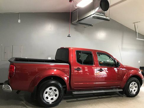 Used 2014 Nissan Frontier S image 3