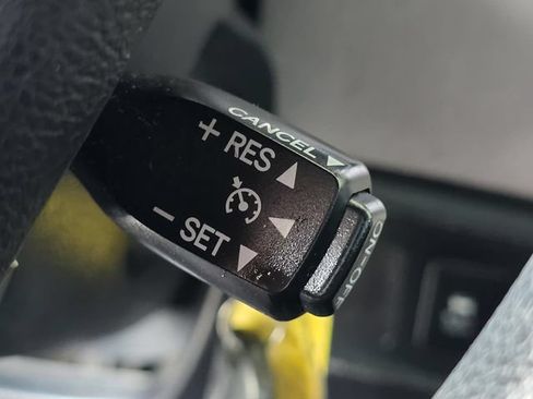 Used 2012 Toyota Tundra 2WD Double Cab w/ Tow Pkg image 17
