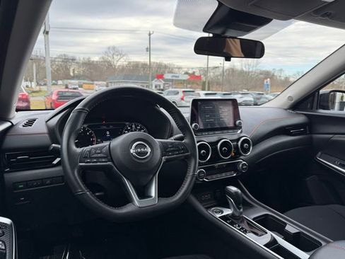 Used 2024 Nissan Sentra SR image 18