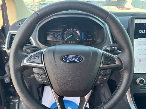 Used 2022 Ford Edge SEL w/ Convenience Package image 8