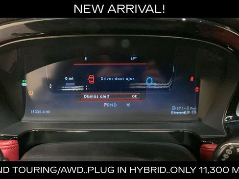 Used 2025 Lincoln Corsair Grand Touring w/ Towing Package AWD/4WD image 34