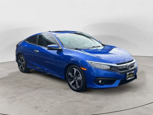 Used 2016 Honda Civic Touring image 7