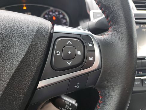 Used 2017 Toyota Camry XSE image 15