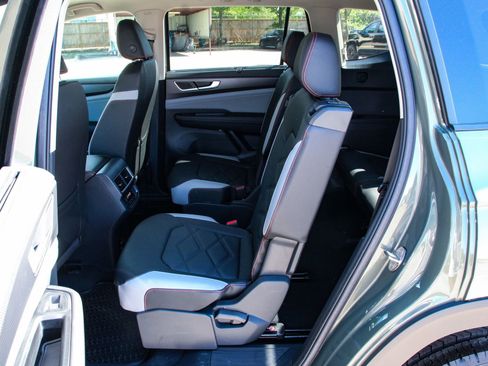 New 2026 Volkswagen Atlas Peak Edition AWD/4WD image 28