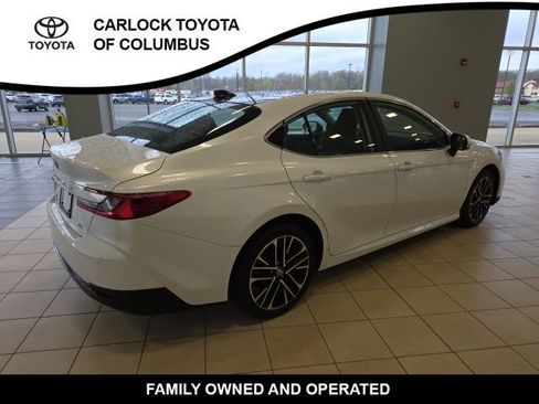 Used 2025 Toyota Camry XLE w/ Premium Plus Package AWD/4WD image 7