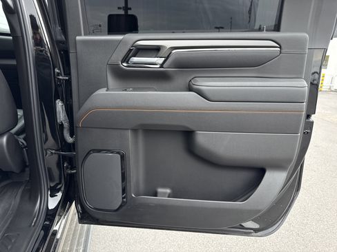 Used 2025 GMC Sierra 2500 AT4 w/ AT4 Premium Plus Package image 41