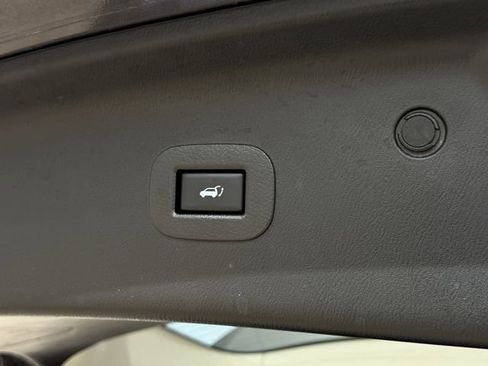 Used 2024 INFINITI QX80 Luxe image 31