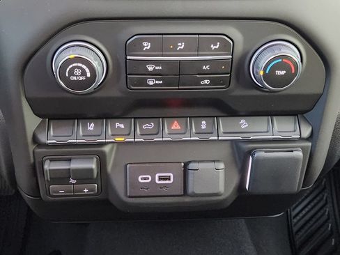 New 2026 Chevrolet Silverado 2500 Custom w/ Custom Value Package AWD/4WD image 15