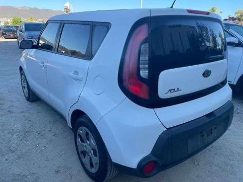 Used 2015 Kia Soul FWD image 8