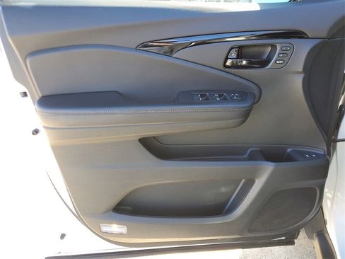 Used 2023 Honda Passport Elite image 15