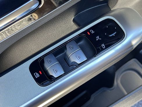 New 2026 Mercedes-Benz GLC 300 4MATIC image 13