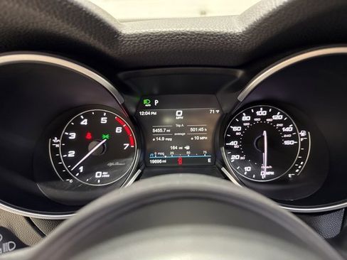 Used 2022 Alfa Romeo Stelvio Ti image 23