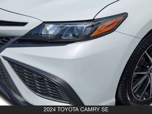 Used 2024 Toyota Camry SE w/ Convenience Package FWD image 10