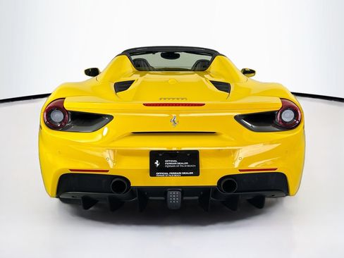 Certified 2019 Ferrari 488 Spider RWD image 6