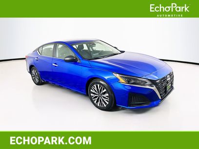 Used 2025 Nissan Altima 2.5 SV
