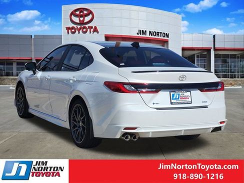 Used 2025 Toyota Camry XSE w/ Premium Plus Package image 6