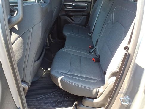 Used 2022 RAM 1500 Big Horn AWD/4WD image 12