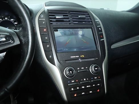 Used 2019 Lincoln MKC Premiere FWD image 29