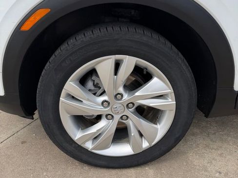 Used 2024 Buick Encore GX Preferred w/ Comfort Package AWD/4WD image 9