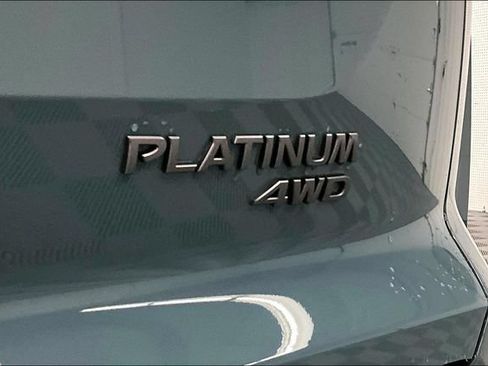 New 2026 Nissan Pathfinder Platinum w/ Cargo Package AWD/4WD image 20