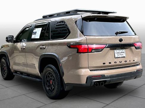 Used 2025 Toyota Sequoia TRD Pro AWD/4WD image 12