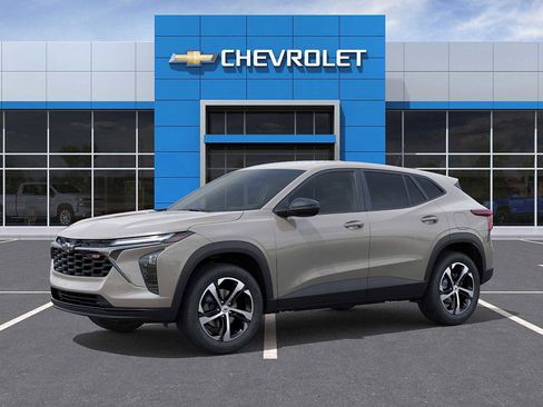 New 2026 Chevrolet Trax RS image 2