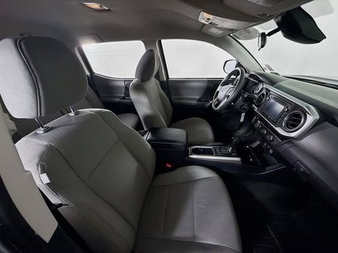 Certified 2019 Toyota Tacoma SR5 image 24