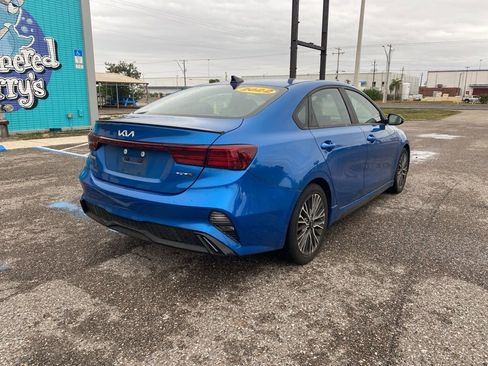 Used 2022 Kia Forte GT-Line w/ GT-Line Premium Package image 3