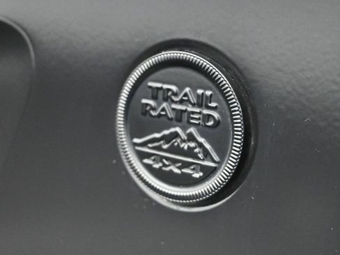 Used 2020 Jeep Gladiator Rubicon image 13