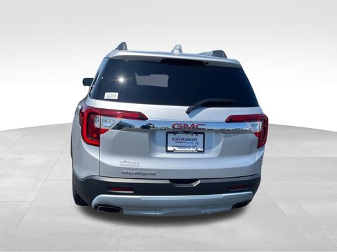 Used 2020 GMC Acadia SLT w/ Premium Package FWD image 4