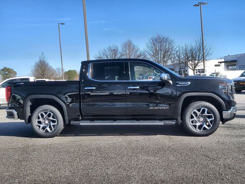 Used 2026 GMC Sierra 1500 SLT w/ SLT Premium Plus Package image 9
