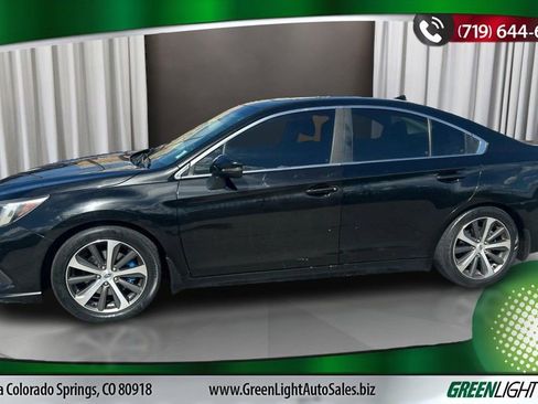 Used 2018 Subaru Legacy 3.6R Limited AWD/4WD image 2