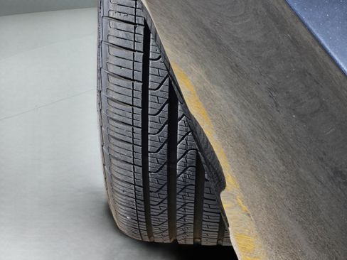 Certified 2025 Mercedes-Benz CLE 300 4MATIC Cabriolet image 4