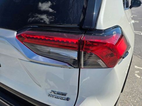 Used 2020 Toyota RAV4 XSE AWD/4WD image 15