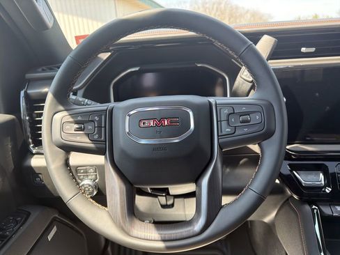 New 2026 GMC Sierra 2500 AT4 w/ AT4 Preferred Package AWD/4WD image 15