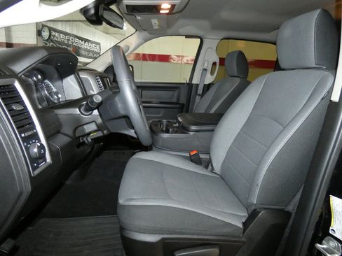 Used 2024 RAM 1500 Tradesman w/ Tradesman SXT Package image 9