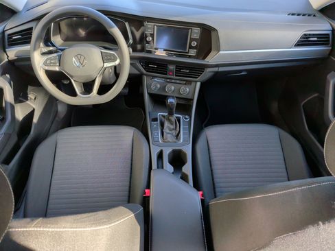 Used 2023 Volkswagen Jetta S image 28