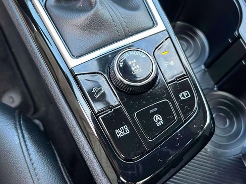 Used 2025 Kia Sportage X-Pro Prestige image 32