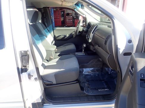 Used 2011 Suzuki Equator Sport AWD/4WD image 22
