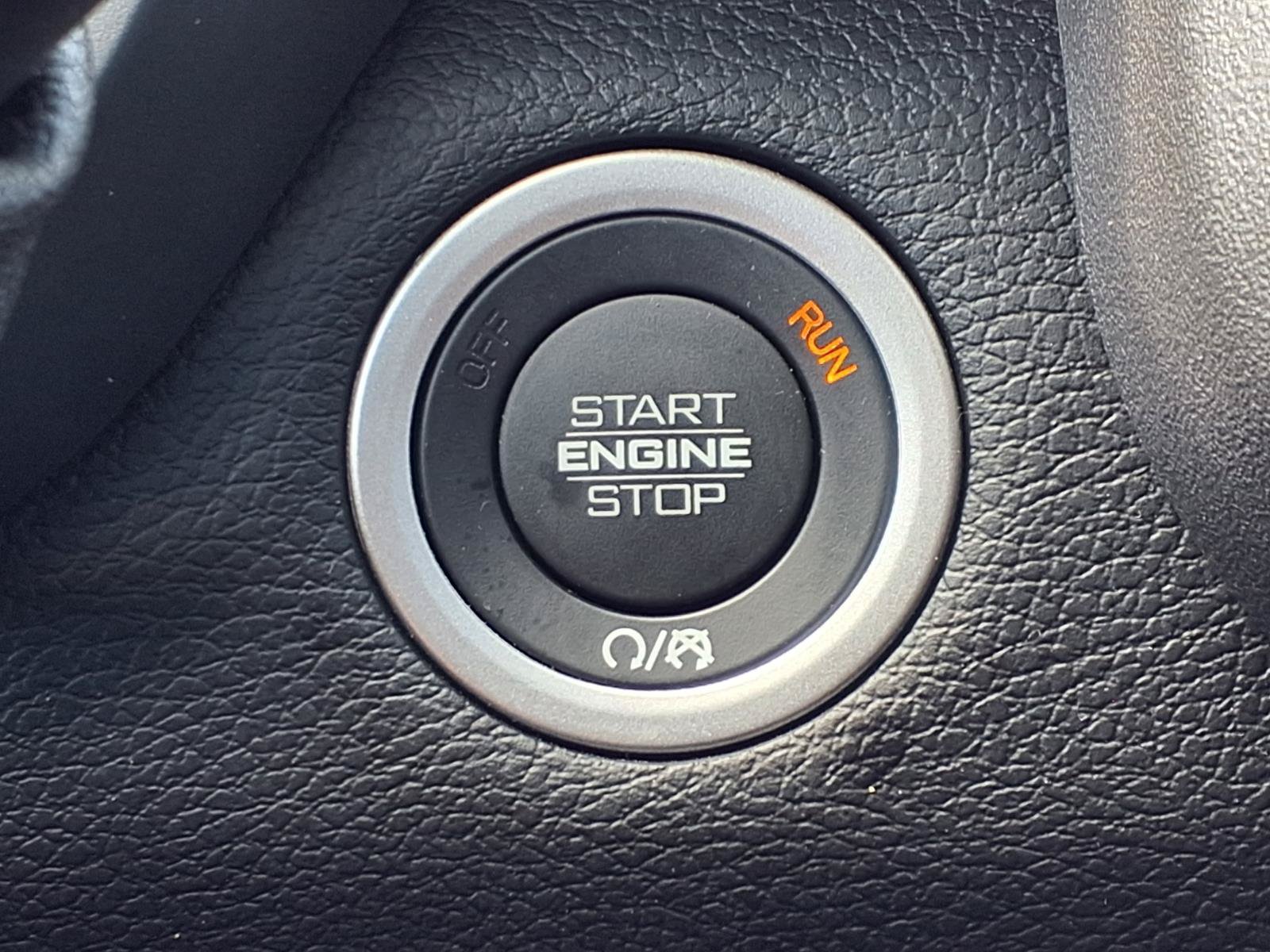 Used 2025 RAM 2500 Laramie AWD/4WD image 19