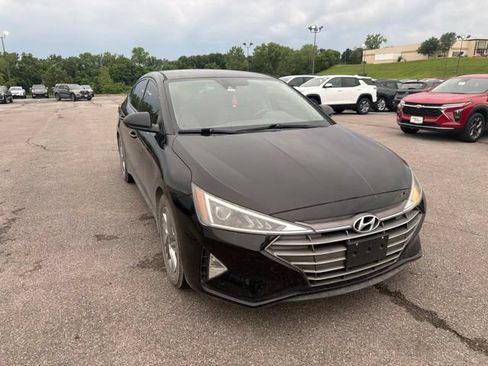 Used 2019 Hyundai Elantra SEL FWD image 7