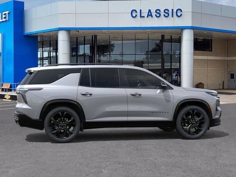 New 2027 Chevrolet Traverse RS w/ LPO, Floor Liner Package FWD image 5