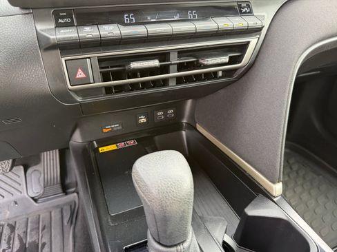 Used 2025 Toyota Camry LE FWD image 19