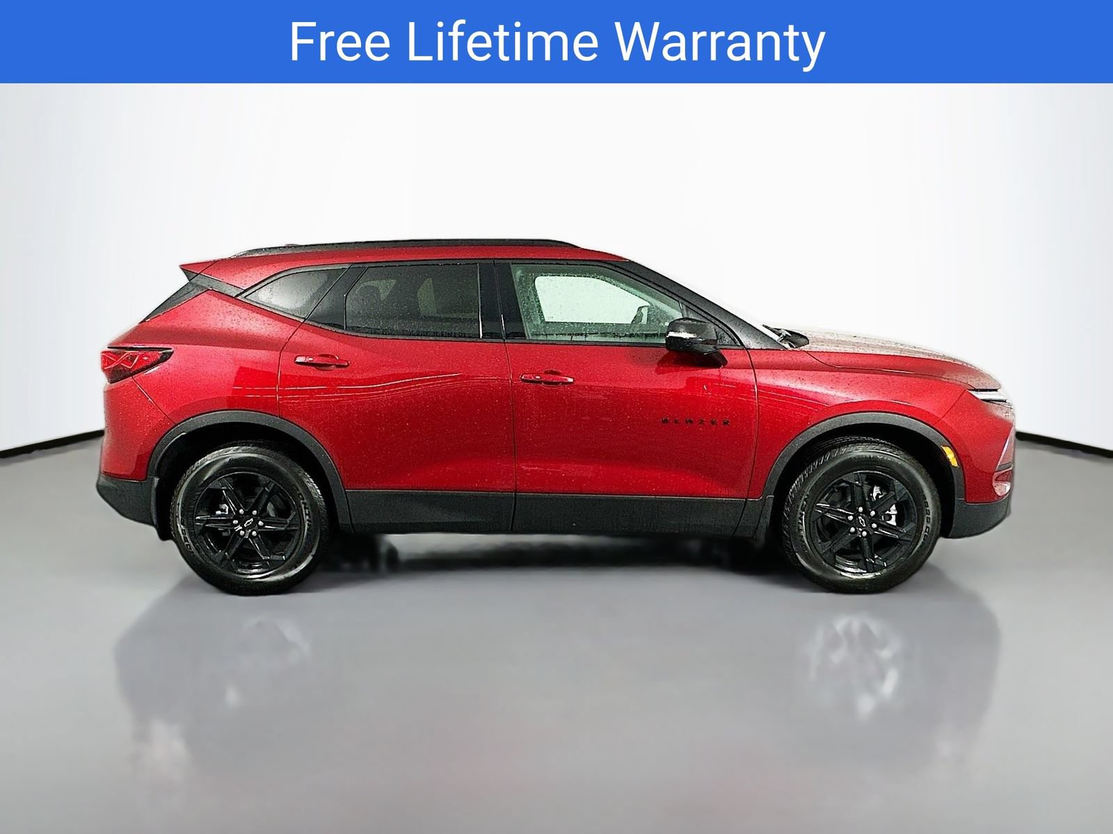 New 2025 Chevrolet Blazer LT w/ Midnight/Sport Edition AWD/4WD image 9