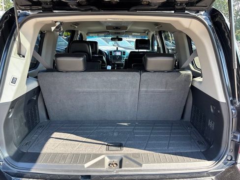 Used 2015 Nissan Armada Platinum w/ 2nd Row Captain Seat Package AWD/4WD image 27