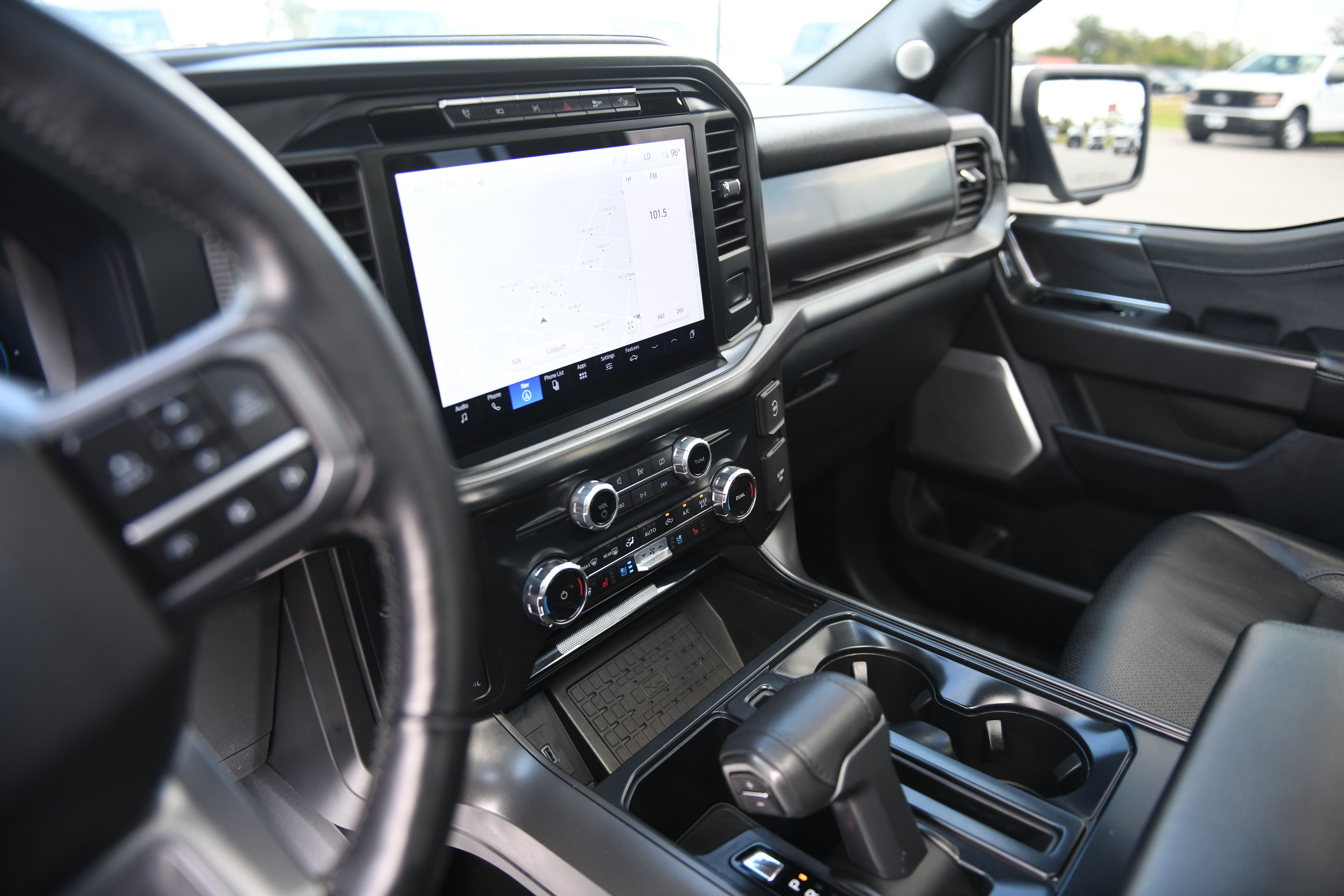 Used 2024 Ford F150 Lariat w/ Equipment Group 502A High AWD/4WD image 18