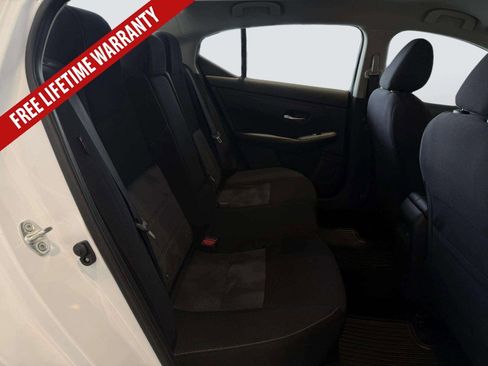 Used 2023 Nissan Sentra SR w/ Electronics Package FWD image 28