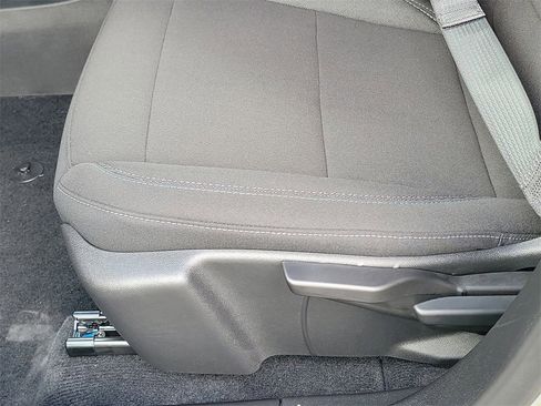 New 2026 Chevrolet Equinox EV LT image 12