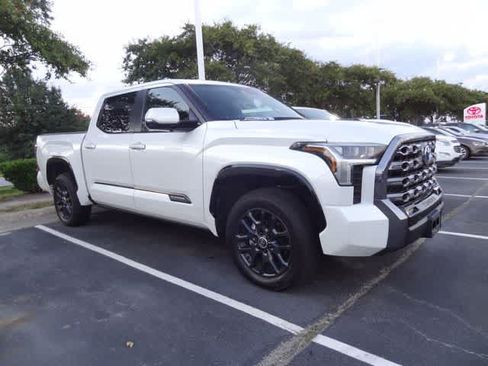 Used 2024 Toyota Tundra Platinum AWD/4WD image 4