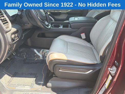 Used 2025 RAM 1500 Tungsten AWD/4WD image 9